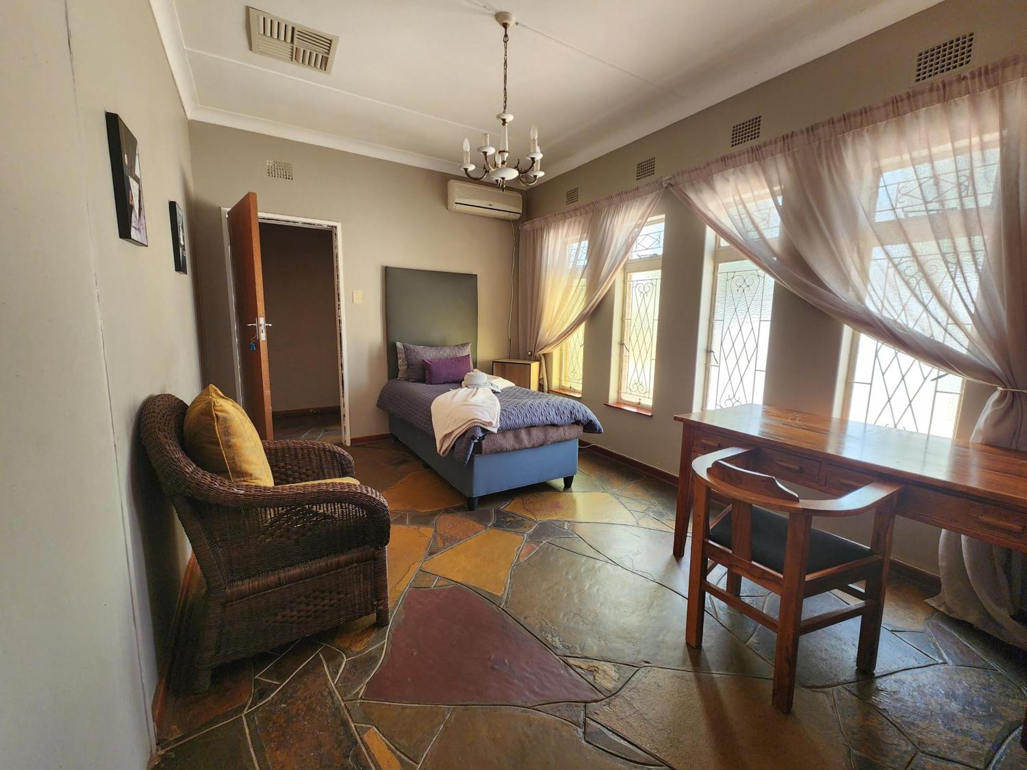 Midway Overnight Rooms 킴벌리 객실 사진